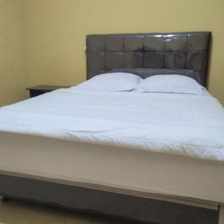 Hotel Pekalongan Syariah Mitra Reddoorz Екстер'єр фото