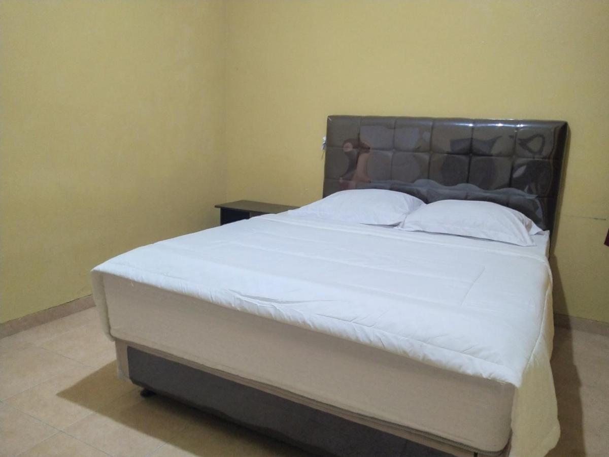 Hotel Pekalongan Syariah Mitra Reddoorz Екстер'єр фото