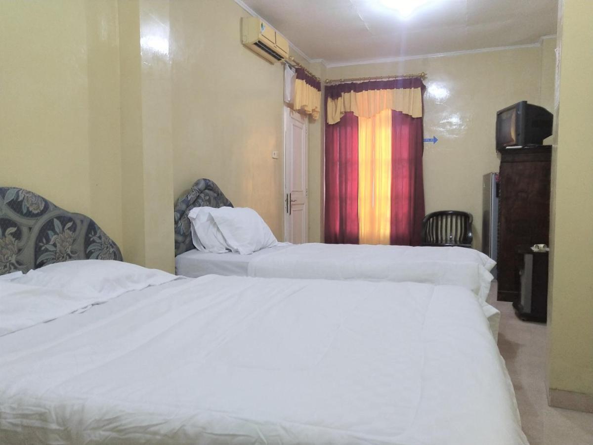 Hotel Pekalongan Syariah Mitra Reddoorz Екстер'єр фото